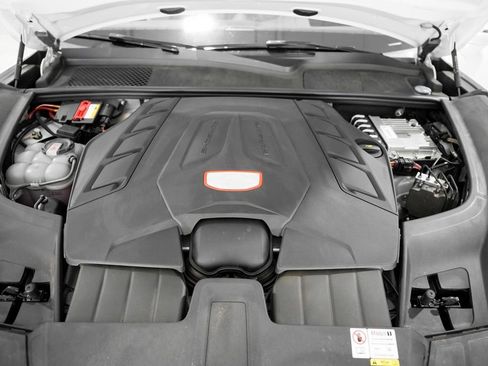 Used 2023 Porsche Cayenne GTS image 46