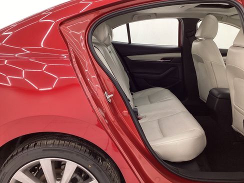 Used 2019 MAZDA MAZDA3 AWD Sedan w/ Premium Package image 21