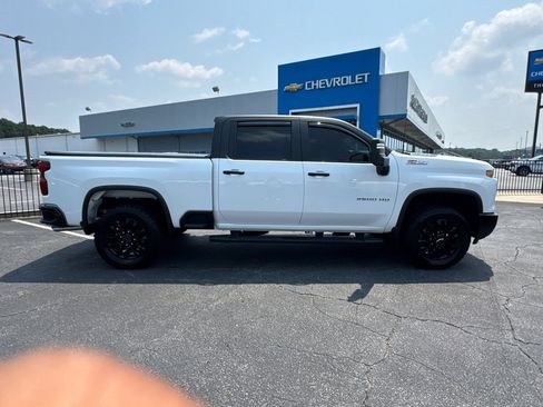 Used 2024 Chevrolet Silverado 2500 Custom w/ Custom Convenience Package AWD/4WD image 5