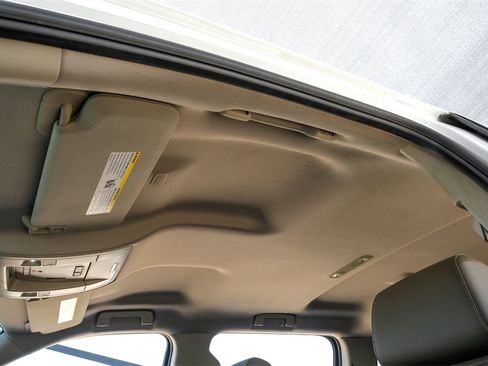 Used 2017 GMC Sierra 1500 SLT image 30