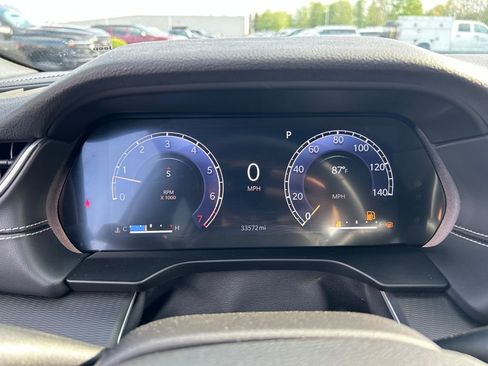 Certified 2023 Jeep Grand Cherokee L Laredo image 11