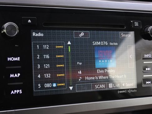 Used 2016 Subaru Outback 3.6R Limited AWD/4WD image 29