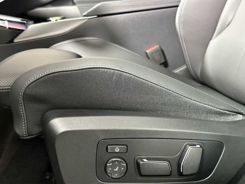 Used 2025 BMW X3 xDrive30i w/ Premium Package image 10