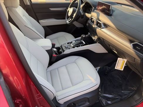 New 2025 MAZDA CX-5 AWD 2.5 S w/ Premium Plus Pkg image 17