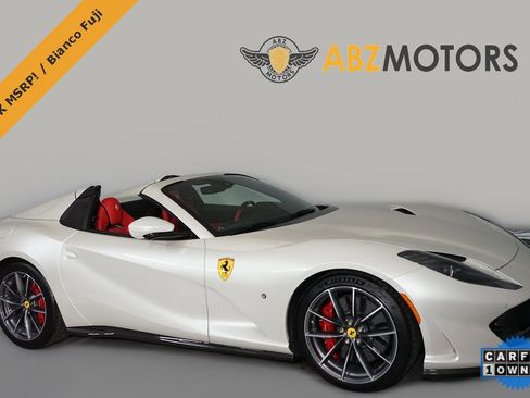 Used 2023 Ferrari 812 GTS image 1