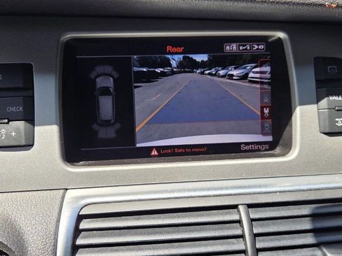 Used 2015 Audi Q7 3.0T S line Prestige w/ Towing Package image 26