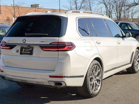 Used 2023 BMW X7 xDrive40i w/ Premium Package image 7