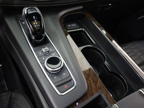 Used 2023 Cadillac Escalade Sport Platinum AWD/4WD image 66