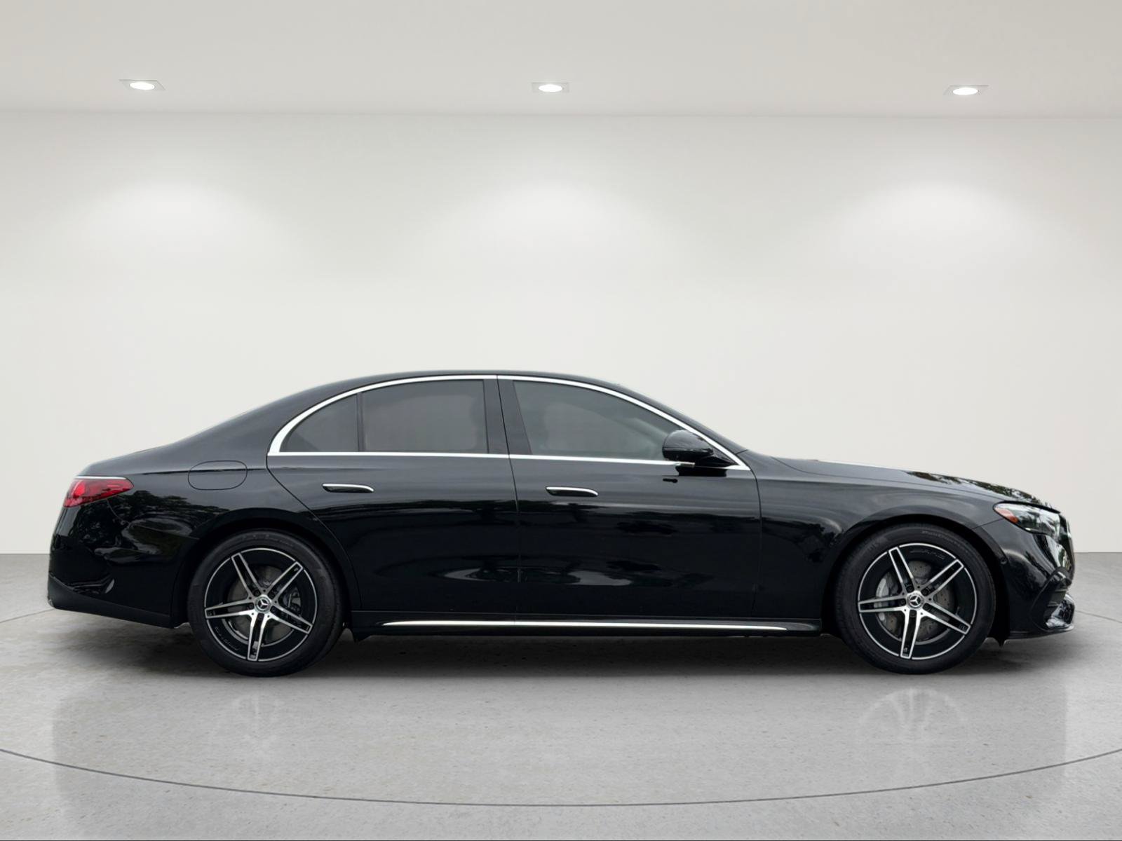 Certified 2024 Mercedes-Benz E 450 4MATIC Sedan image 6
