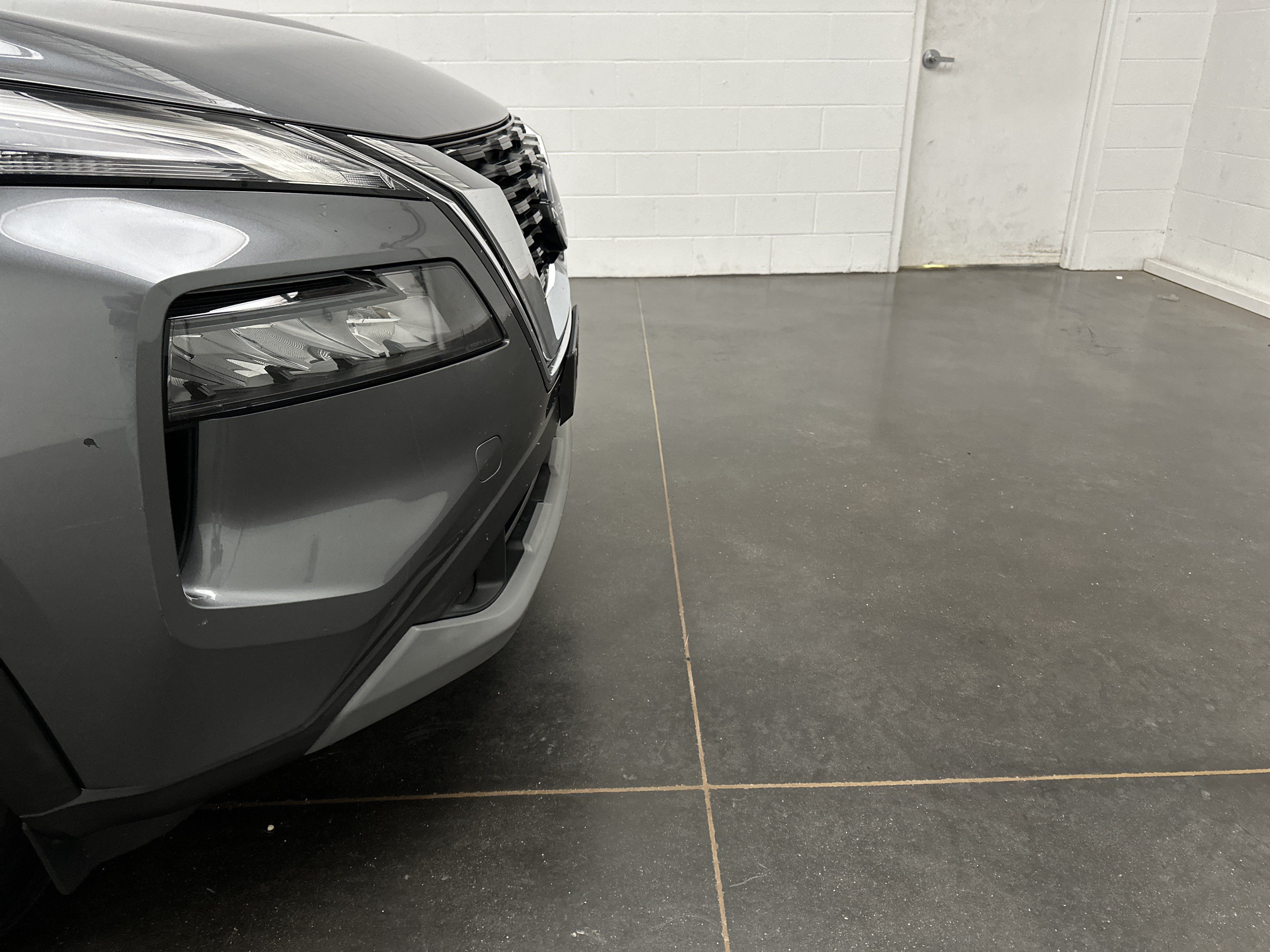 Used 2023 Nissan Rogue S AWD/4WD image 2