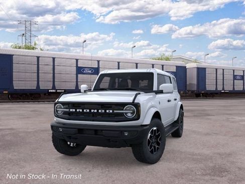 New 2026 Ford Bronco Outer Banks AWD/4WD image 2