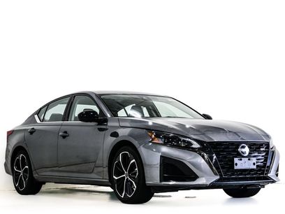 Used 2024 Nissan Altima 2.5 SR