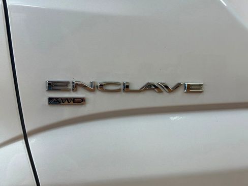 Used 2022 Buick Enclave Essence w/ Experience Buick Package image 19