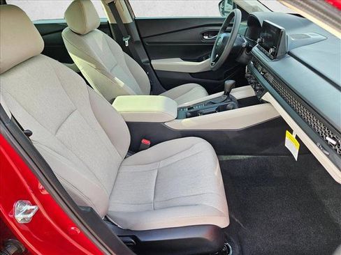 Used 2025 Honda Accord SE image 20