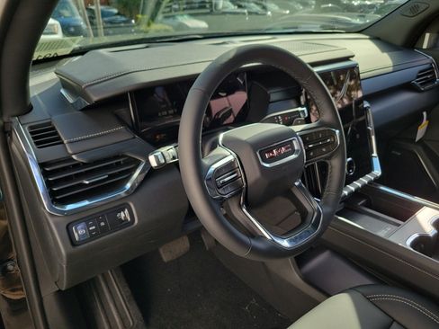 New 2026 GMC Acadia Elevation w/ Elevation Premium Package FWD image 22