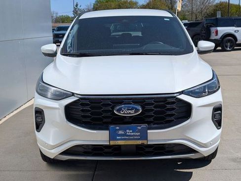 Certified 2024 Ford Escape ST-Line Elite AWD/4WD image 8