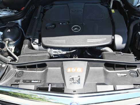 Used 2012 Mercedes-Benz E 350 4MATIC Sedan image 10