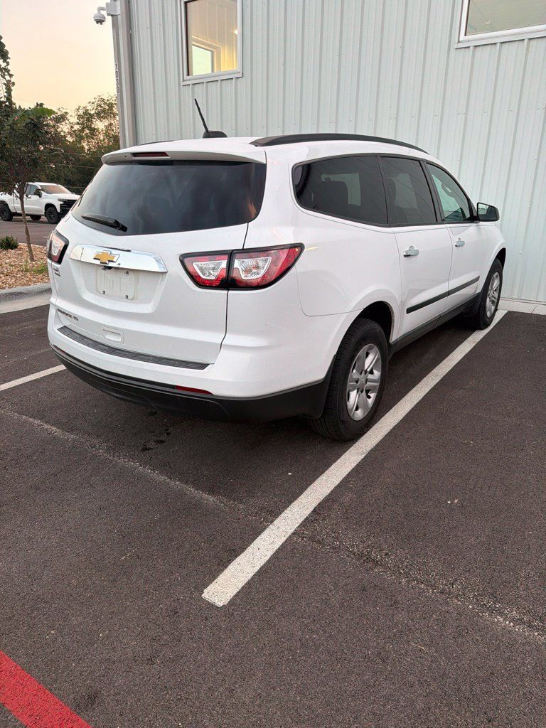 Certified 2017 Chevrolet Traverse LS FWD image 3