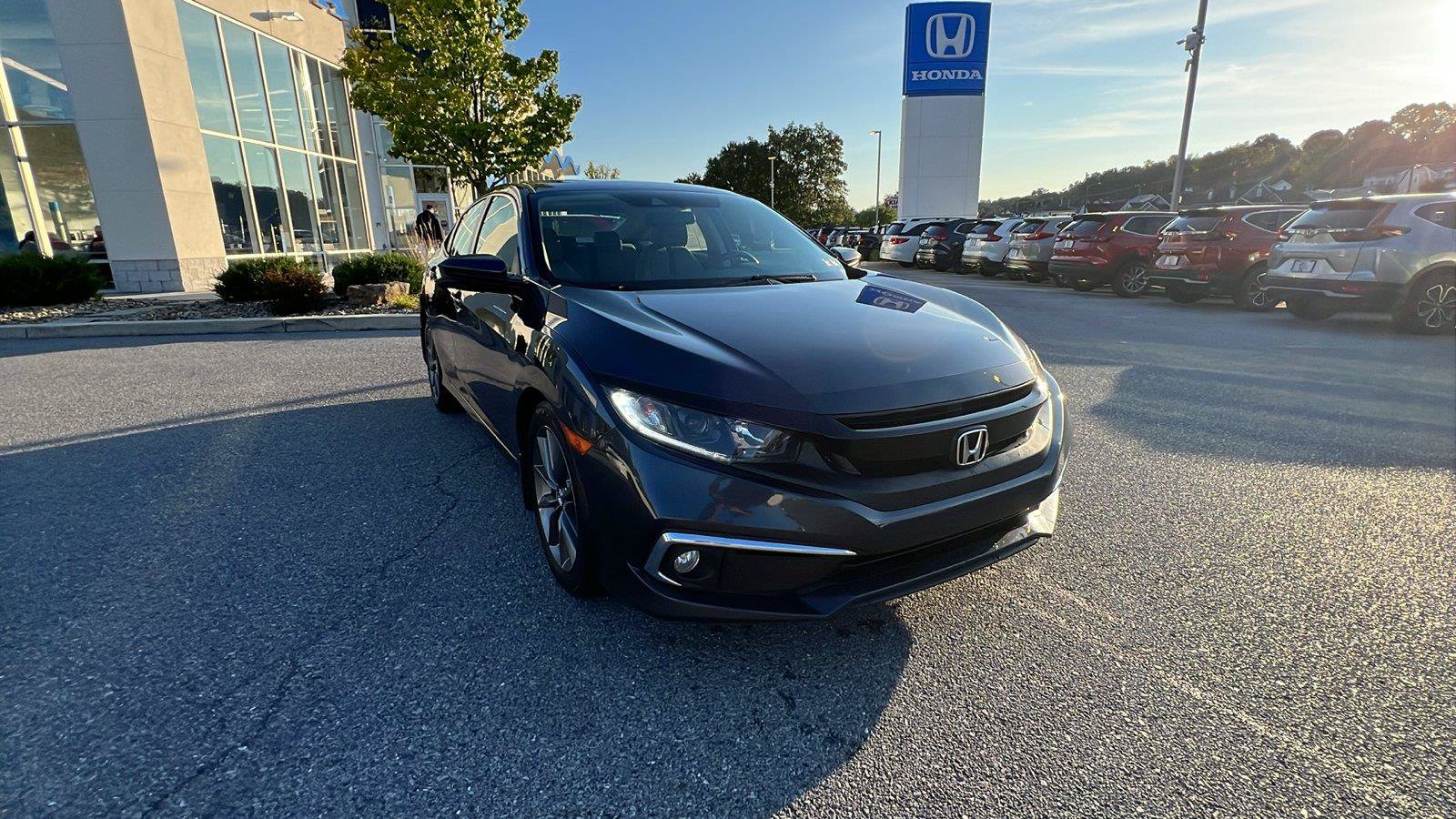 Used 2020 Honda Civic EX image 2
