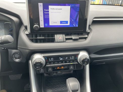 Used 2023 Toyota RAV4 XLE w/ Convenience Package AWD/4WD image 18