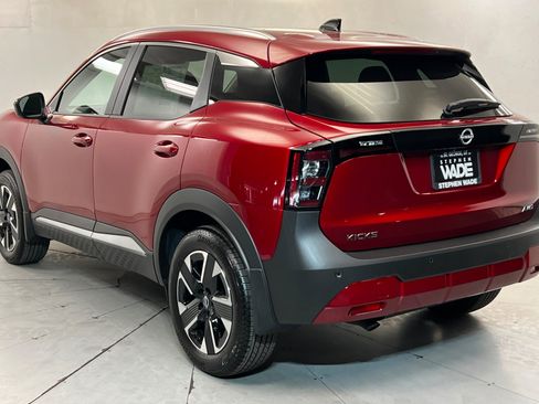 New 2026 Nissan Kicks SV w/ SV Premium Package AWD/4WD image 3