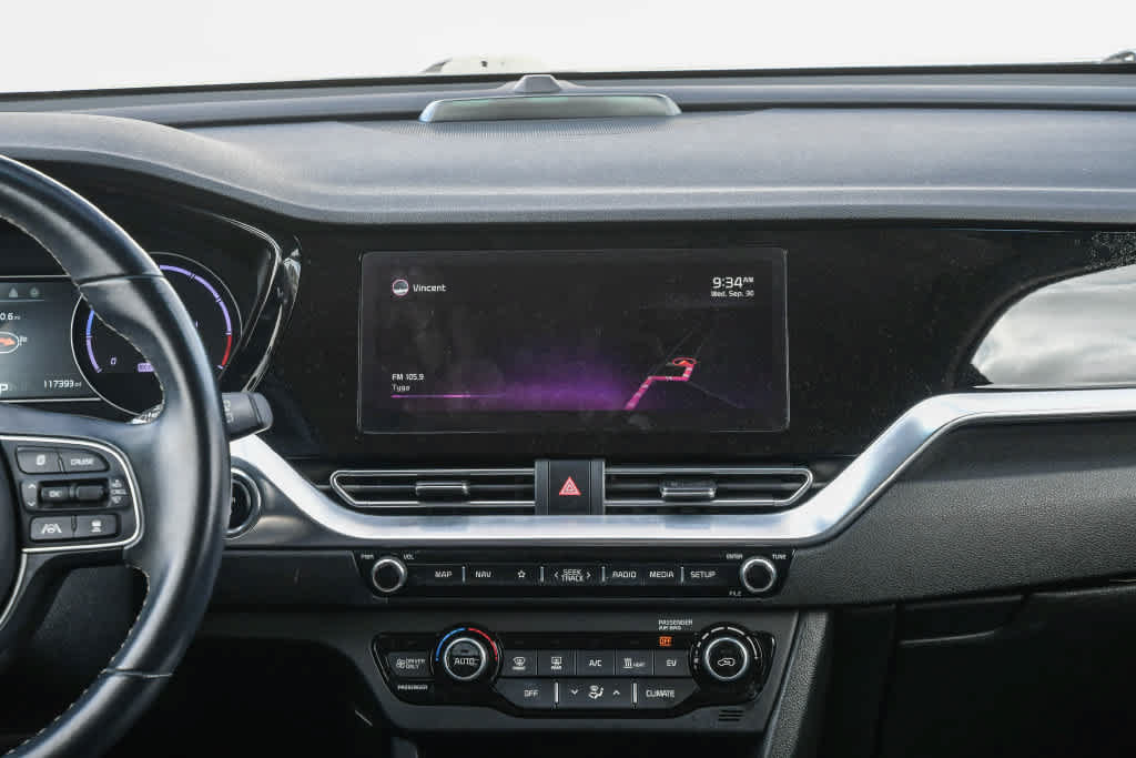 Used 2022 Kia Niro EX FWD image 13