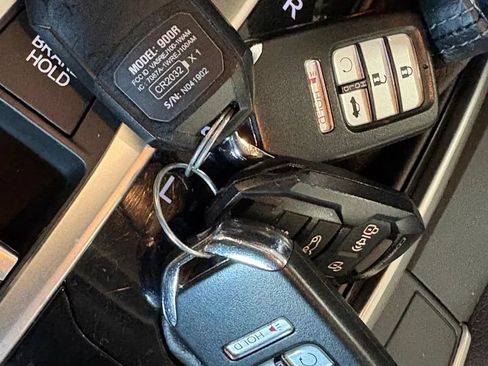 Used 2016 Honda Civic Touring image 36