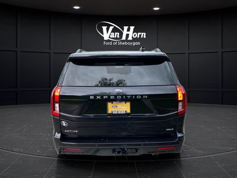 Certified 2025 Ford Expedition Max Active AWD/4WD image 4