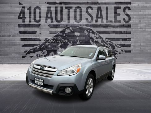 Used 2013 Subaru Outback 3.6R Limited AWD/4WD image 6