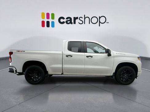 Used 2023 Chevrolet Silverado 1500 Custom image 5