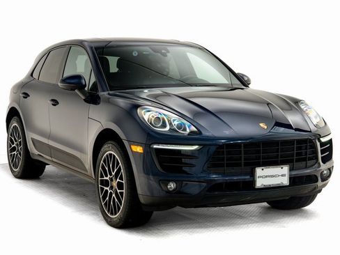 Used 2018 Porsche Macan S image 33