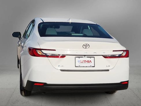 New 2026 Toyota Camry LE image 7