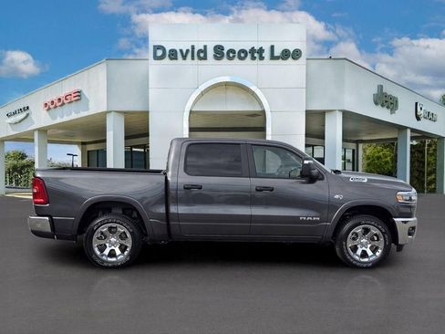 New 2026 RAM 1500 Big Horn AWD/4WD image 6