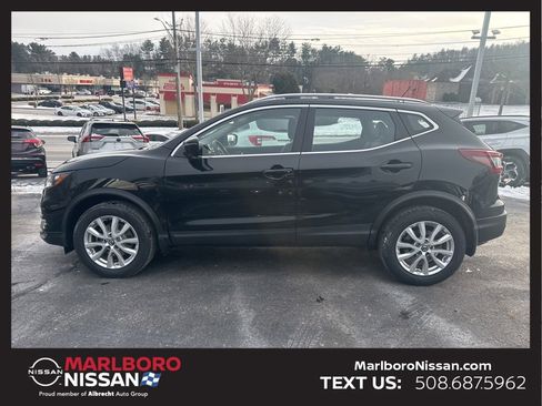 Certified 2022 Nissan Rogue Sport SV w/ Technology Package image 4