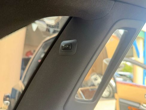 Used 2010 Rolls-Royce Ghost image 39