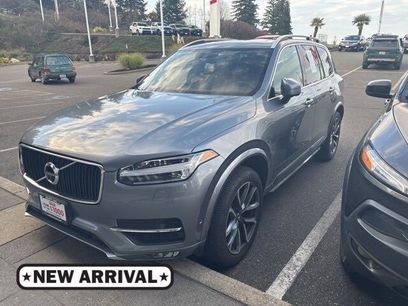 Used 2017 Volvo XC90 T6 Momentum w/ Vision Package