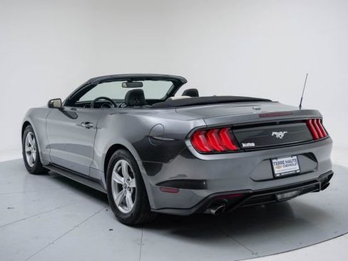 Used 2020 Ford Mustang Convertible RWD image 3