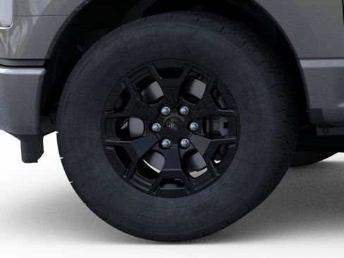 New 2025 Ford F150 Lightning XLT image 19