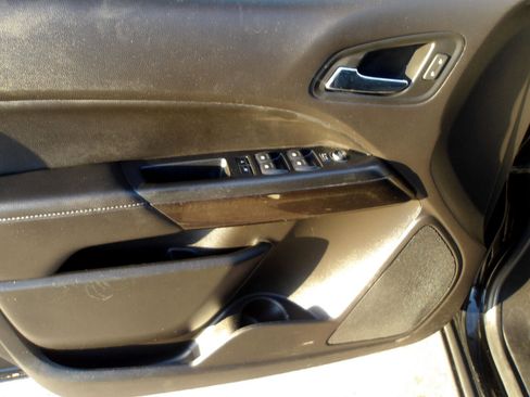 Used 2018 GMC Canyon SLE w/ SLE Convenience Package image 18