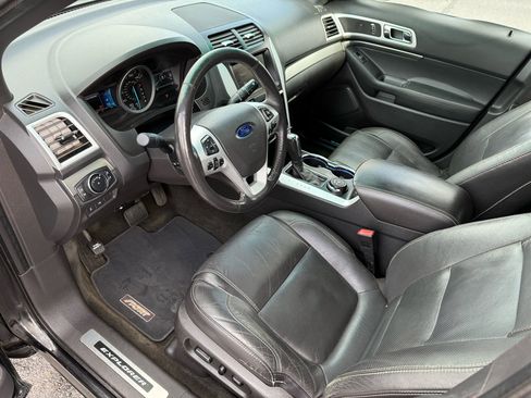 Used 2015 Ford Explorer Sport w/ Equipment Group 401A image 12