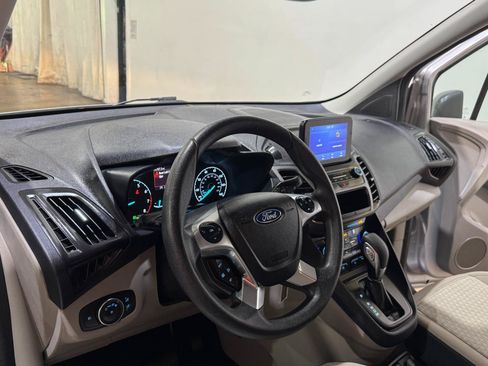 Used 2022 Ford Transit Connect XLT FWD image 10