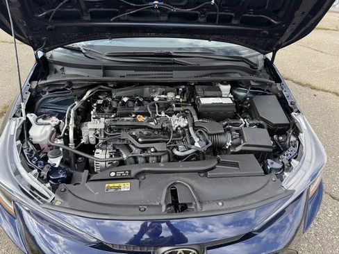 Used 2025 Toyota Corolla LE FWD image 13