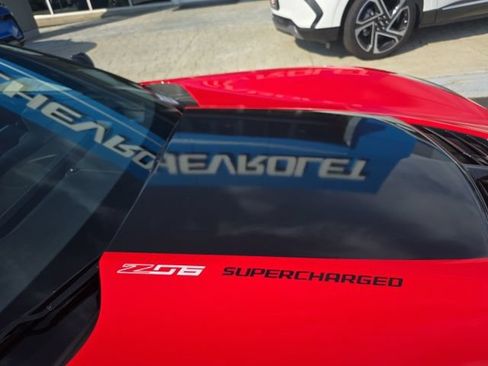 Used 2016 Chevrolet Corvette Z06 w/ 3LZ Preferred Equipment Group RWD image 16