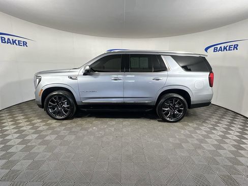 Certified 2025 GMC Yukon Elevation w/ Elevation Premium Package AWD/4WD image 6