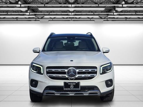 Used 2021 Mercedes-Benz GLB 250 image 4