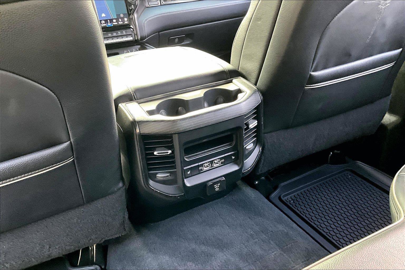 Used 2024 RAM 4500 4x4 Crew Cab DRW image 33