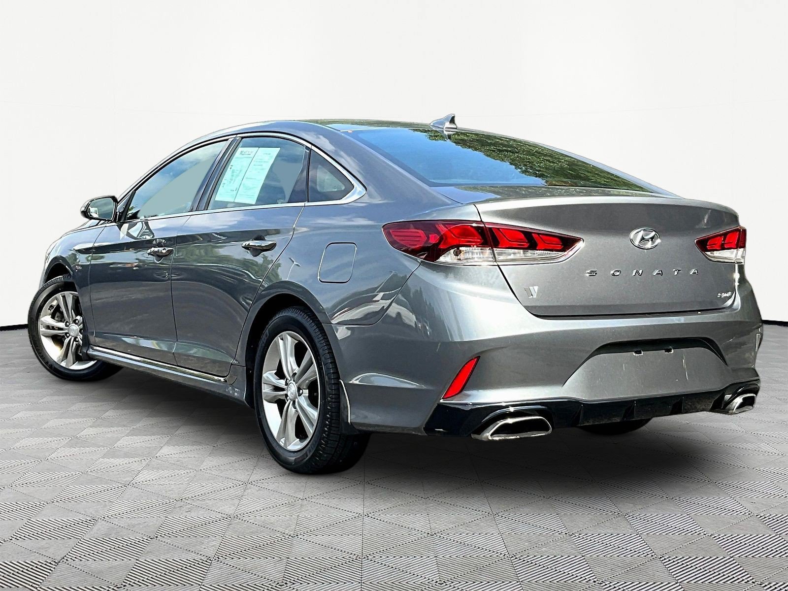 Used 2019 Hyundai Sonata Sport FWD image 4