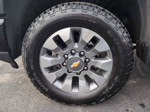 New 2026 Chevrolet Silverado 2500 Custom w/ Custom Value Package image 31