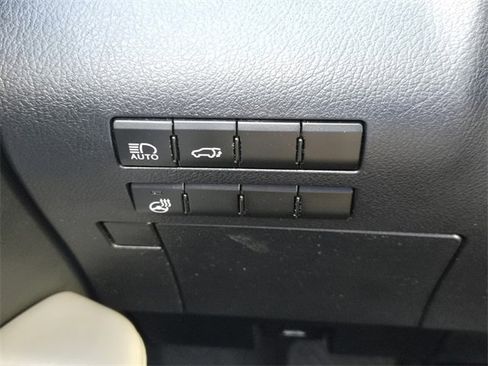 Used 2018 Lexus RX 350L FWD w/ Premium Package image 29