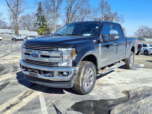 Used 2019 Ford F250 Lariat w/ Lariat Ultimate Package image 38